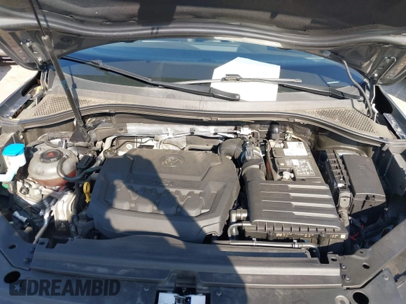 2020 Volkswagen Tiguan SE with VIN 3VV3B7AXXLM137641, listed as a IAAI auction lot 41830400 with 68,067 mi miles and . Bid and sale history available at DreamBid. Image 10.