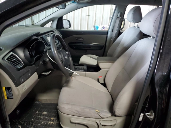 2016 Kia Sedona L with VIN KNDMA5C11G6184226, listed as a Copart auction lot 51018535 with 111,028 mi miles and Clean Title. Bid and sale history available at carsss.com. Image 7.