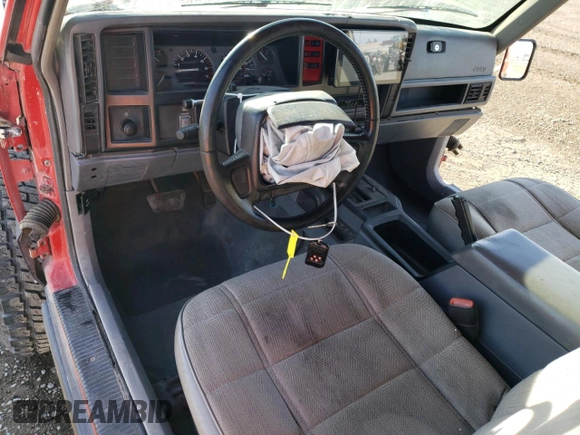 1996 Jeep Cherokee Sport with VIN 1J4FJ67S2TL167992, listed as a Copart auction lot 81329654 with 148,031 mi miles and Non Repairable. Bid and sale history available at carsss.com. Image 8.