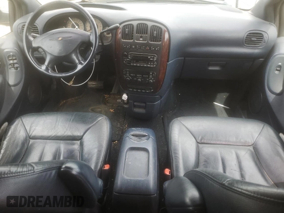 2002 Chrysler Town & Country LXi with VIN 2C8GP54L02R714259, listed as a Copart auction lot 64432084 with 186,781 mi miles and Salvage Title. Bid and sale history available at carsss.com. Image 8.