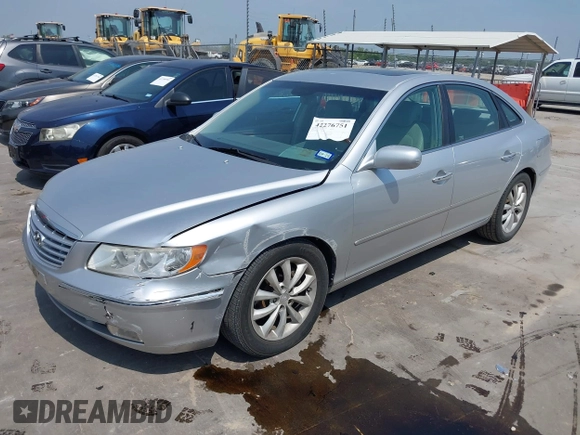 2007 Hyundai Azera SE z VIN KMHFC46F67A213796, wystawiony jako IAAI lot #42276751 z przebiegiem 139 200 mil mil oraz . Historia ofert i sprzedaży dostępna na DreamBid. Obrazek 2.