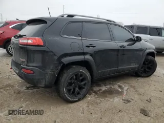 2017 Jeep Cherokee Trailhawk L Plus with VIN 1C4PJMBB6HW513361, listed as a Copart auction lot 45156605 with 72,006 mi miles and Clean Title. Bid and sale history available at carsss.com. Image 3.