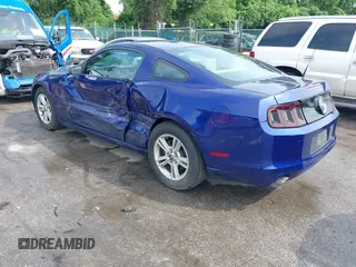 2014 Ford Mustang V6 with VIN 1ZVBP8AM9E5273871, listed as a IAAI auction lot 42457947 with 129,175 mi miles and . Bid and sale history available at DreamBid. Image 3.