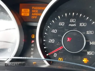 2009 Acura TL Technology z VIN 19UUA96579A005856, wystawiony jako IAAI lot #42117231 z przebiegiem 180 503 mil mil oraz . Historia ofert i sprzedaży dostępna na DreamBid. Obrazek 7.