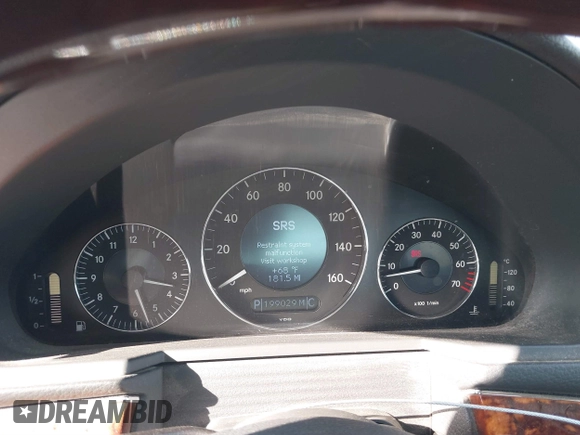 2006 Mercedes-Benz E 350 z VIN WDBUF56J96A907201, wystawiony jako IAAI lot #41855889 z przebiegiem 199 029 mil mil oraz . Historia ofert i sprzedaży dostępna na DreamBid. Obrazek 7.