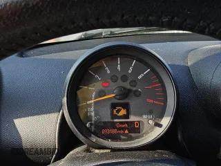 2016 MINI Countryman S z VIN WMWZC5C59GWU03899, wystawiony jako Copart lot #57439005 z przebiegiem 93 188 mil mil oraz Czysty tytuł • Clean title. Historia ofert i sprzedaży dostępna na DreamBid. Obrazek 9.