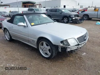 2000 Mercedes-Benz SL with VIN WDBFA68F0YF188738, listed as a IAAI auction lot 41652926 with 61,075 mi miles. Bid and sale history available at carsss.com. Image 1.