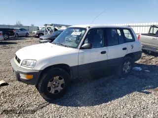1998 Toyota RAV4 with VIN JT3GP10V7W7030192, listed as a Copart auction lot 47946215 with 0 mi miles and Salvage Title. Bid and sale history available at carsss.com. Image 1.