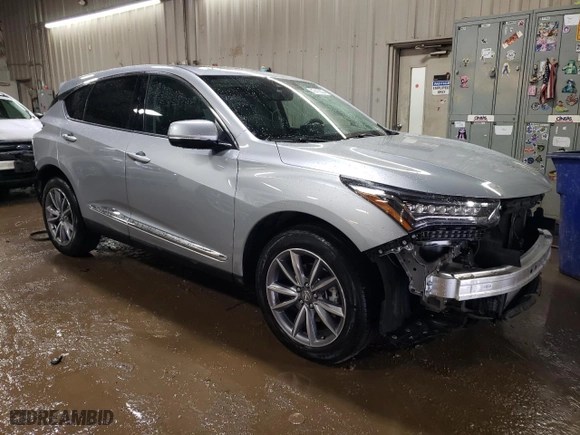 2024 Acura RDX w/Technology Package with VIN 5J8TC2H50RL025672, listed as a Copart auction lot 47412225 with 4,442 mi miles and Salvage Title. Bid and sale history available at carsss.com. Image 4.