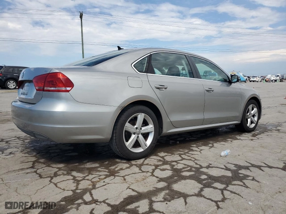2013 Volkswagen Passat SE w/Sunroof with VIN 1VWBH7A33DC133663, listed as a Copart auction lot 50698795 with 161,053 mi miles and Salvage Title. Bid and sale history available at carsss.com. Image 3.