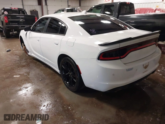 2017 Dodge Charger R/T z VIN 2C3CDXCT1HH556992, wystawiony jako IAAI lot #41555243 z przebiegiem 164 139 mil mil oraz . Historia ofert i sprzedaży dostępna na DreamBid. Obrazek 3.