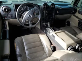 2005 Hummer H2 SUV z VIN 5GRGN23U65H106597, wystawiony jako Copart lot #54508345 z przebiegiem Nie podano mil oraz Szkoda całkowita • Salvage title. Historia ofert i sprzedaży dostępna na DreamBid. Obrazek 8.