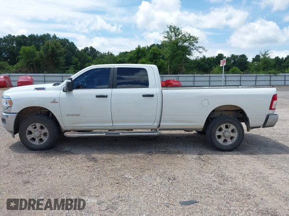 2024 Ram 2500 Big Horn с VIN 3C6UR5JL3RG337694, выставлен на аукционе IAAI как лот 42746220 с пробегом 70 227 миль миль и . История ставок и продаж доступна на DreamBid. Изображение 18.