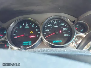 2008 Chevrolet Silverado 1500 LT w/1LT with VIN 1GCEK19038Z129592, listed as a IAAI auction lot 40923588 with 199,574 mi miles. Bid and sale history available at carsss.com. Image 7.