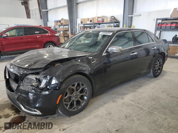 2018 Chrysler 300 S z VIN 2C3CCAGG7JH141811, wystawiony jako Copart lot #53568055 z przebiegiem 140 220 mil mil oraz Szkoda całkowita • Salvage title. Historia ofert i sprzedaży dostępna na DreamBid. Obrazek 1.