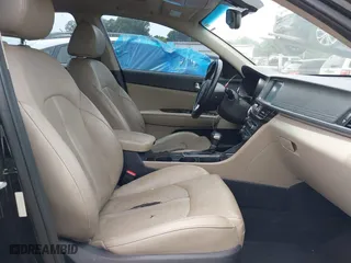 2016 Kia Optima EX with VIN 5XXGU4L38GG075652, listed as a IAAI auction lot 39544592 with 151,960 mi miles. Bid and sale history available at carsss.com. Image 5.