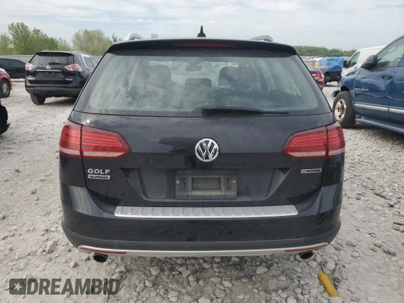 2019 Volkswagen Golf S z VIN 3VWH17AUXKM515711, wystawiony jako Copart lot #56496305 z przebiegiem 44 196 mil mil oraz Czysty tytuł • Clean title. Historia ofert i sprzedaży dostępna na DreamBid. Obrazek 6.
