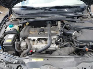 2005 Volvo S80 z VIN YV1TS592551413021, wystawiony jako IAAI lot #41700639 z przebiegiem 59 940 mil mil oraz . Historia ofert i sprzedaży dostępna na DreamBid. Obrazek 10.
