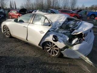 2019 Mazda 3 Preferred with VIN 3MZBPADL4KM105684, listed as a Copart auction lot 82710164 with Not Provided miles and Salvage Title. Bid and sale history available at DreamBid. Image 2.