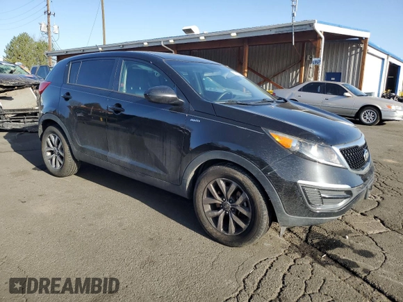2015 Kia Sportage LX with VIN KNDPBCAC8F7764830, listed as a Copart auction lot 52429445 with 108,807 mi miles and Salvage Title. Bid and sale history available at DreamBid. Image 4.
