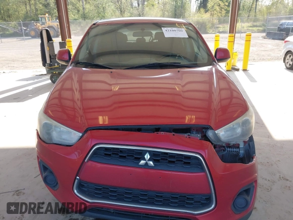 2014 Mitsubishi Outlander Sport ES with VIN 4A4AP3AU4EE004073, listed as a IAAI auction lot 42100709 with 170,788 mi miles. Bid and sale history available at carsss.com. Image 12.