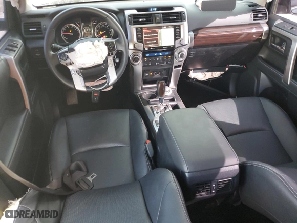 2024 Toyota 4Runner Limited with VIN JTEKU5JR6R6255314, listed as a Copart auction lot 77453234 with 2,947 mi miles and Salvage Title. Bid and sale history available at carsss.com. Image 8.