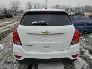2022 Chevrolet Trax LS with VIN KL7CJNSM3NB544783, listed as a Copart auction lot 84624404 with 13,189 mi miles and Salvage Title. Bid and sale history available at carsss.com. Image 6.