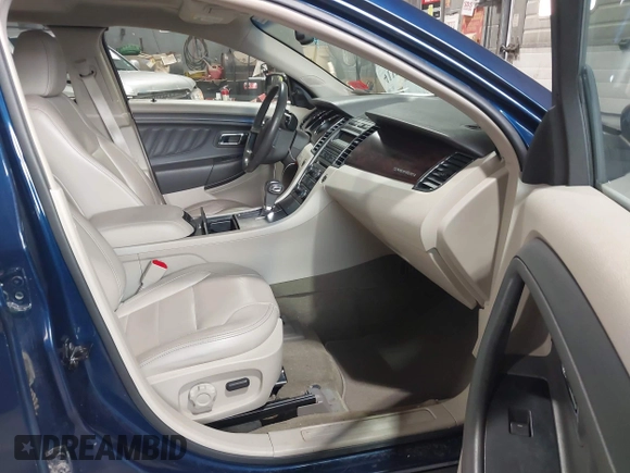 2012 Ford Taurus SEL z VIN 1FAHP2HW4CG137012, wystawiony jako IAAI lot #41131321 z przebiegiem 44 381 mil mil oraz . Historia ofert i sprzedaży dostępna na DreamBid. Obrazek 5.