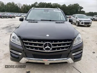 2015 Mercedes-Benz M 350 z VIN 4JGDA5HB5FA461663, wystawiony jako Copart lot #68605292 z przebiegiem 104 816 mil mil oraz . Historia ofert i sprzedaży dostępna na DreamBid. Obrazek 5.