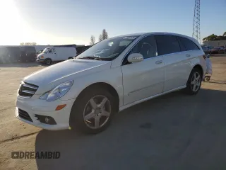 2010 Mercedes-Benz R-Class R 350 with VIN 4JGCB6FE4AA111042, listed as a Copart auction lot 44587515 with 140,451 mi miles and Salvage Title. Bid and sale history available at carsss.com. Image 1.