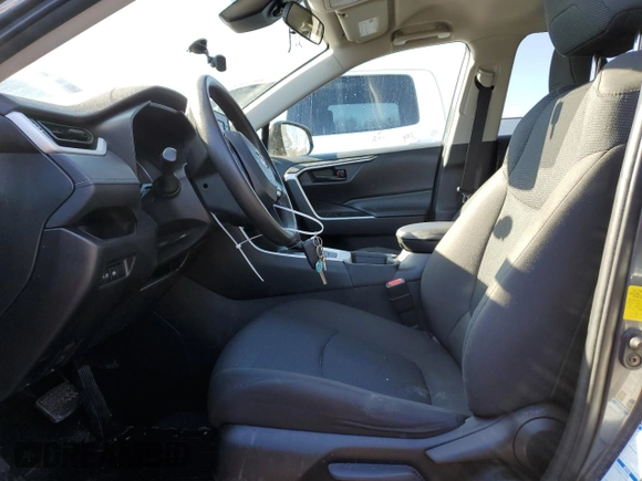 2021 Toyota RAV4 LE with VIN 2T3F1RFV3MW146912, listed as a Copart auction lot 45193955 with 40,035 mi miles and Salvage Title. Bid and sale history available at carsss.com. Image 7.