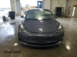 2022 Tesla Model 3 with VIN 5YJ3E1EA3NF370695, listed as a Copart auction lot 53493565 with 80,611 mi miles and Clean Title. Bid and sale history available at carsss.com. Image 5.