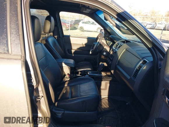 2012 Ford Escape Limited с VIN 1FMCU9EG9CKB68204, выставлен на аукционе IAAI как лот 41188399 с пробегом 121 680 миль миль и . История ставок и продаж доступна на DreamBid. Изображение 5.