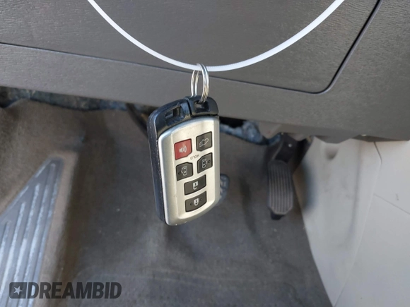 2013 Toyota Sienna XLE с VIN 5TDDK3DC0DS051969, выставлен на аукционе IAAI как лот 42344494 с пробегом 166 890 миль миль и . История ставок и продаж доступна на DreamBid. Изображение 11.