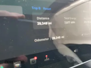 2023 Tesla Model 3 z VIN 5YJ3E1EA5PF426168, wystawiony jako Copart lot #53133915 z przebiegiem 29 348 mil mil oraz Szkoda całkowita • Salvage title. Historia ofert i sprzedaży dostępna na DreamBid. Obrazek 9.
