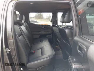 2018 Toyota Tacoma SR with VIN 3TMCZ5AN0JM150540, listed as a IAAI auction lot 41683174 with 78,553 mi miles and . Bid and sale history available at DreamBid. Image 8.