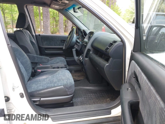 2004 Honda CR-V LX with VIN SHSRD68414U207518, listed as a IAAI auction lot 42104970 with 264,866 mi miles and . Bid and sale history available at carsss.com. Image 5.