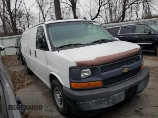 2017 Chevrolet Express Cargo Van with VIN 1GCWGBFF4H1122833, listed as a Copart auction lot 85538934 with 0 mi miles and Salvage Title. Bid and sale history available at carsss.com. Image 4.