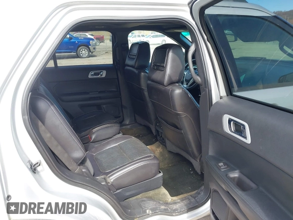 2013 Ford Explorer Sport with VIN 1FM5K8GT2DGC43798, listed as a IAAI auction lot 41673354 with 182,994 mi miles and . Bid and sale history available at carsss.com. Image 8.