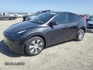 2024 Tesla Model Y Long Range z VIN 7SAYGDEE0RF075700, wystawiony jako Copart lot #53686455 z przebiegiem 5 859 mil mil oraz Szkoda całkowita • Salvage title. Historia ofert i sprzedaży dostępna na DreamBid. Obrazek 1.
