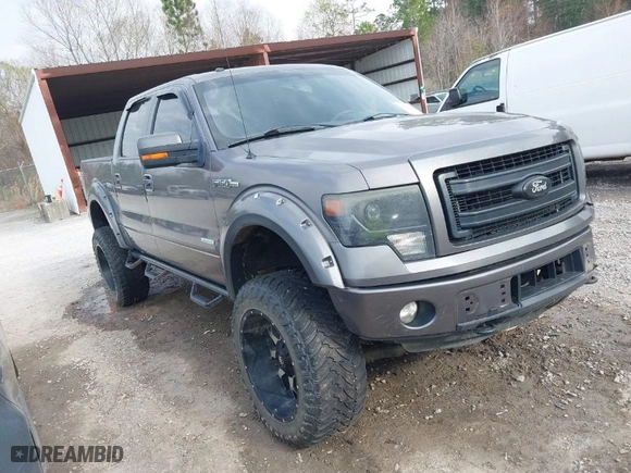 2014 Ford F-150 XL with VIN 1FTFW1ET9EKE76647, listed as a IAAI auction lot 41549456 with 217,995 mi miles. Bid and sale history available at carsss.com. Image 1.