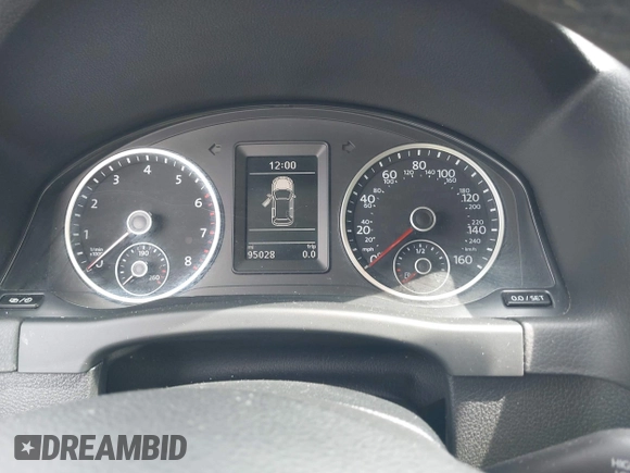 2017 Volkswagen Tiguan S z VIN WVGBV7AX1HK031235, wystawiony jako IAAI lot #42146876 z przebiegiem 95 028 mil mil oraz . Historia ofert i sprzedaży dostępna na DreamBid. Obrazek 7.