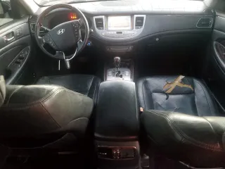 2010 Hyundai Genesis with VIN KMHGC4DF3AU097356, listed as a Copart auction lot 84200944 with 0 mi miles and Salvage Title. Bid and sale history available at carsss.com. Image 8.