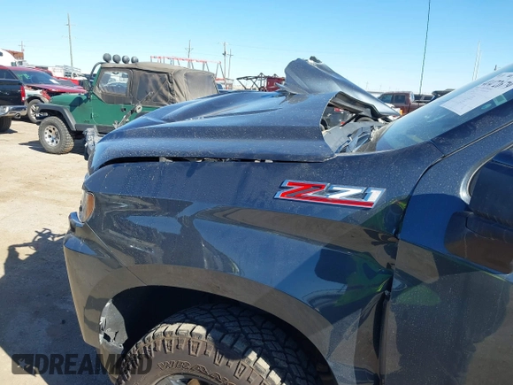 2022 Chevrolet Silverado 1500 LT Trail Boss with VIN 1GCPYFEL8NZ119849, listed as a IAAI auction lot 41472679 with 36,587 mi miles and . Bid and sale history available at DreamBid. Image 6.