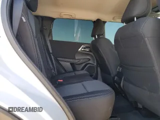 2024 Mitsubishi Outlander ES z VIN JA4J3UA84RZ080459, wystawiony jako Copart lot #47475125 z przebiegiem 21 066 mil mil oraz Szkoda całkowita • Salvage title. Historia ofert i sprzedaży dostępna na DreamBid. Obrazek 11.