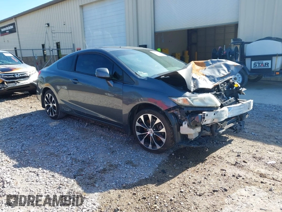 2013 Honda Civic Si z VIN 2HGFG4A58DH703047, wystawiony jako IAAI lot #42177965 z przebiegiem Nie podano mil oraz . Historia ofert i sprzedaży dostępna na DreamBid. Obrazek 1.