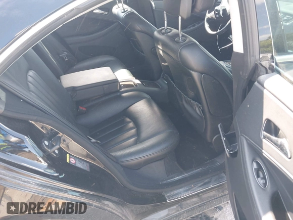 2009 Mercedes-Benz CLS 550 with VIN WDDDJ72X99A147500, listed as a IAAI auction lot 42171468 with 73,956 mi miles and . Bid and sale history available at DreamBid. Image 8.