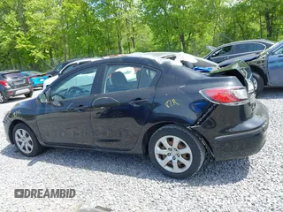 2013 Mazda 3 i Sport z VIN JM1BL1UPXD1851753, wystawiony jako IAAI lot #42349951 z przebiegiem 205 264 mil mil oraz . Historia ofert i sprzedaży dostępna na DreamBid. Obrazek 14.