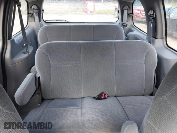 1996 Ford Windstar LX z VIN 2FMDA5142TBA56761, wystawiony jako IAAI lot #42217567 z przebiegiem 148 524 mil mil oraz . Historia ofert i sprzedaży dostępna na DreamBid. Obrazek 8.