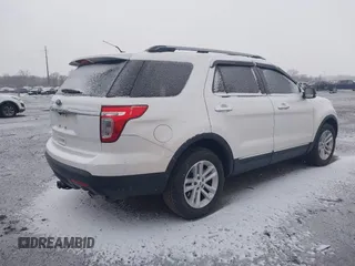 2014 Ford Explorer XLT with VIN 1FM5K7D85EGB32187, listed as a IAAI auction lot 41288259 with 237,289 mi miles. Bid and sale history available at carsss.com. Image 6.